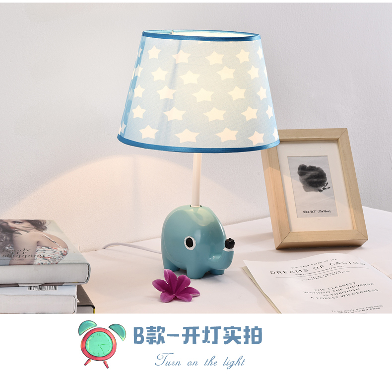 现代简约中的一抹萌趣 探秘9015卡通创意台灯